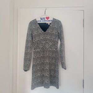 GREAT CONDITION - Michael Kors Black and White Plaid Long Sleeve Dress, Size S